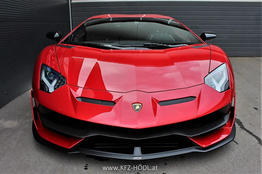 Lamborghini Aventador SVJ LP770-4 Image 5