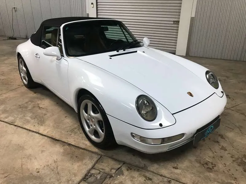 Porsche 911 3.6i Carrera Tiptronic Image 4