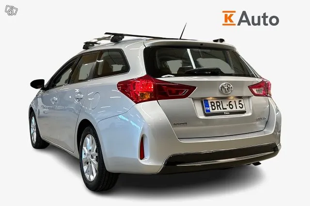 Toyota Auris Touring Sports 1,6 Active*Moottorinlämmitin / N Image 2