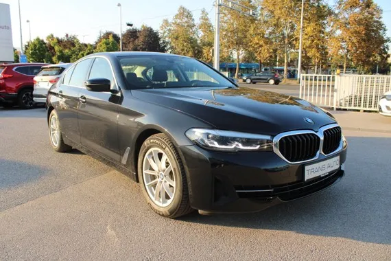 BMW serija 5 520d AUTOMATIK *LED,NAVIGACIJA* Image 3